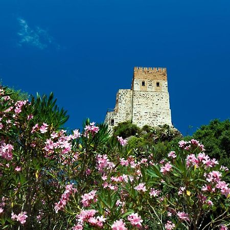 Hotel Castello Malicas Galtellì Esterno foto