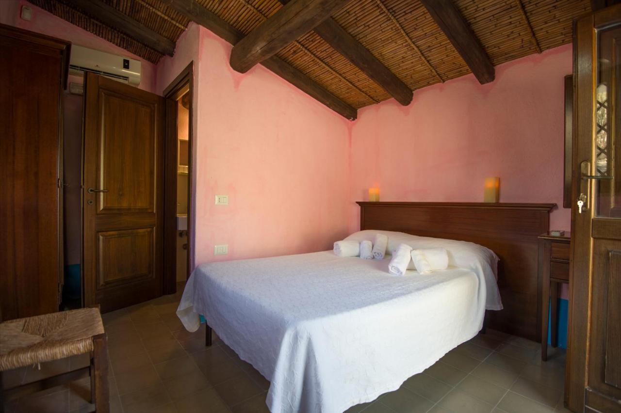 Hotel Castello Malicas Galtellì Esterno foto