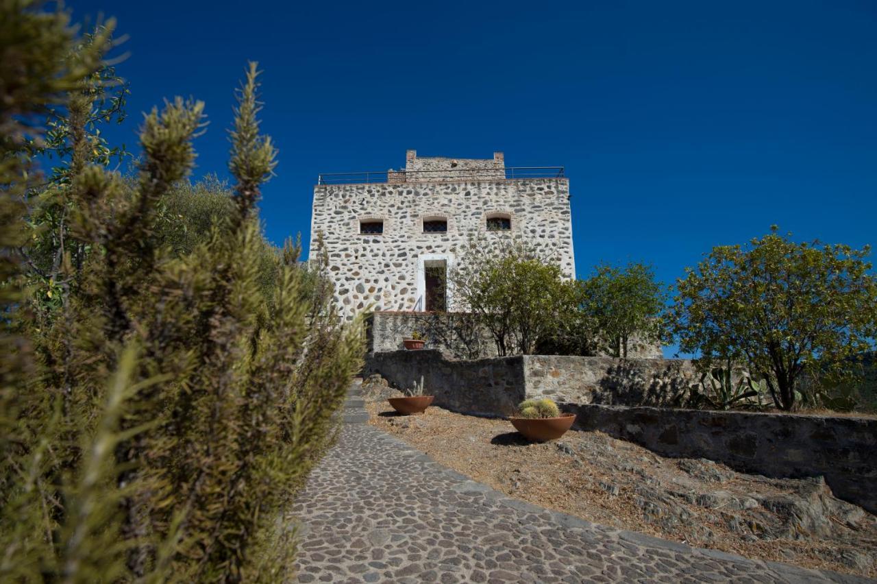 Hotel Castello Malicas Galtellì Esterno foto