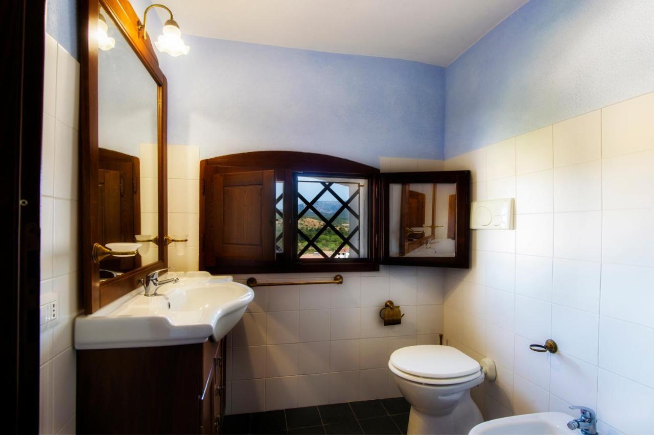 Hotel Castello Malicas Galtellì Esterno foto