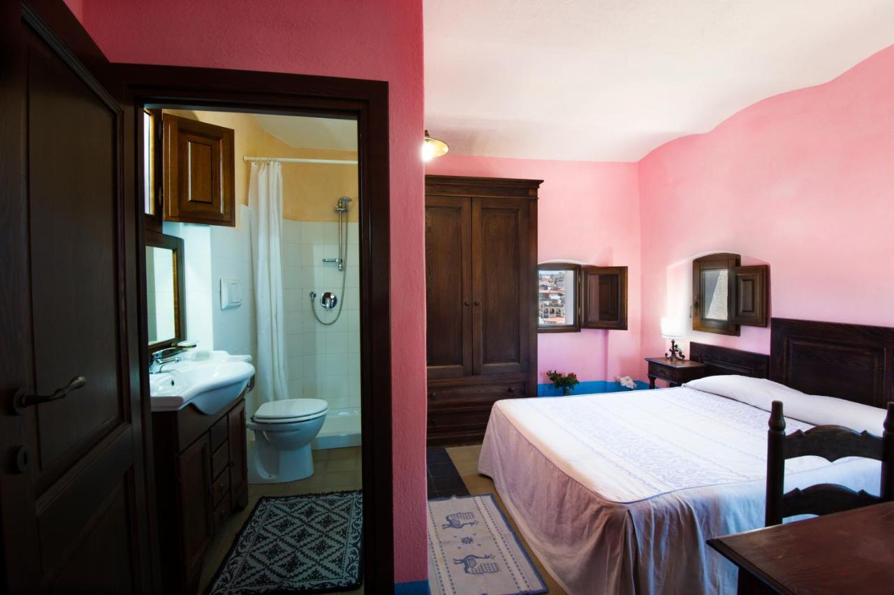 Hotel Castello Malicas Galtellì Esterno foto
