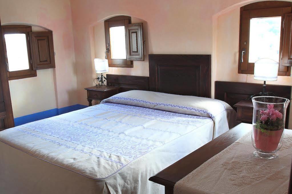 Hotel Castello Malicas Galtellì Esterno foto